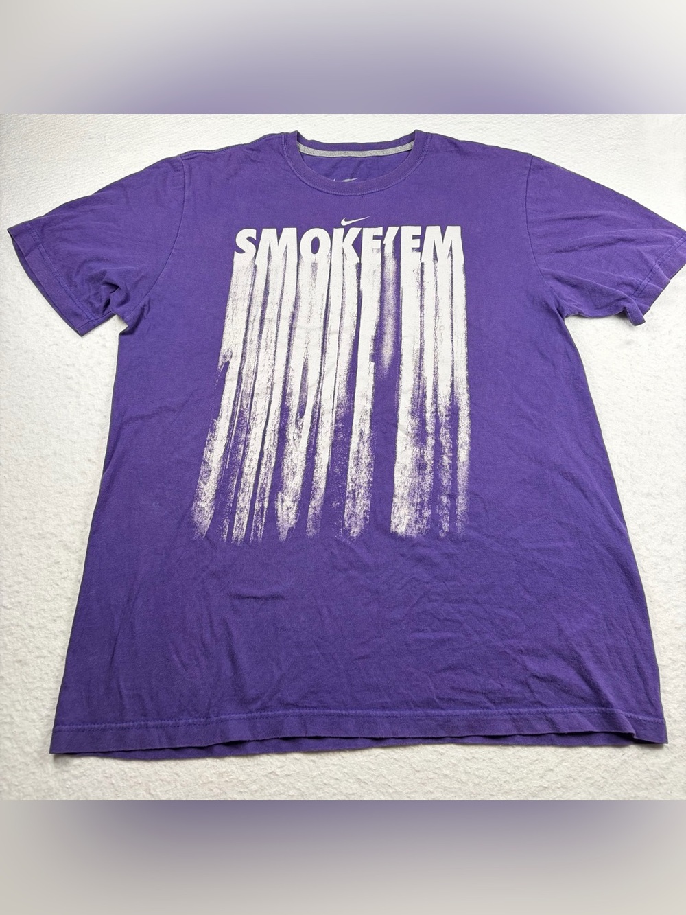 Nike Purple Graphic Short Sleeve Tee L